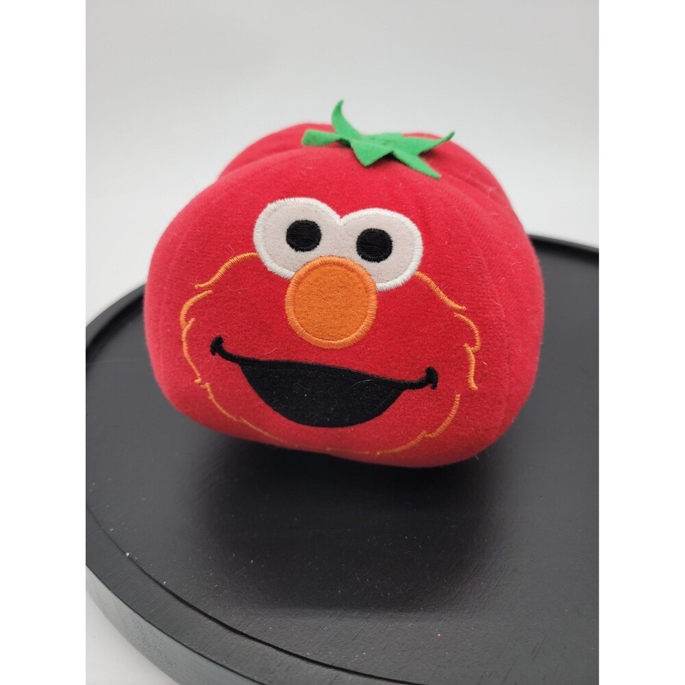 Sesame Street 2006 Giggling Elmo Hot Tomato Game Elmo Only Works